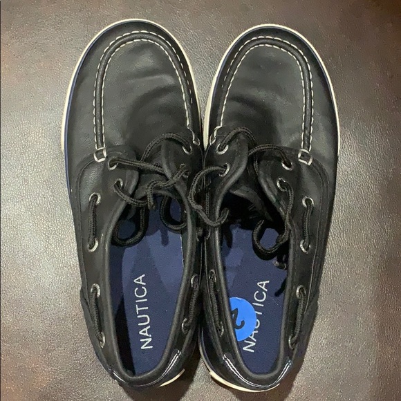 2 pair of Boys nautica shoes for $20 (for BOTH PAIR)!!! - Picture 5 of 8